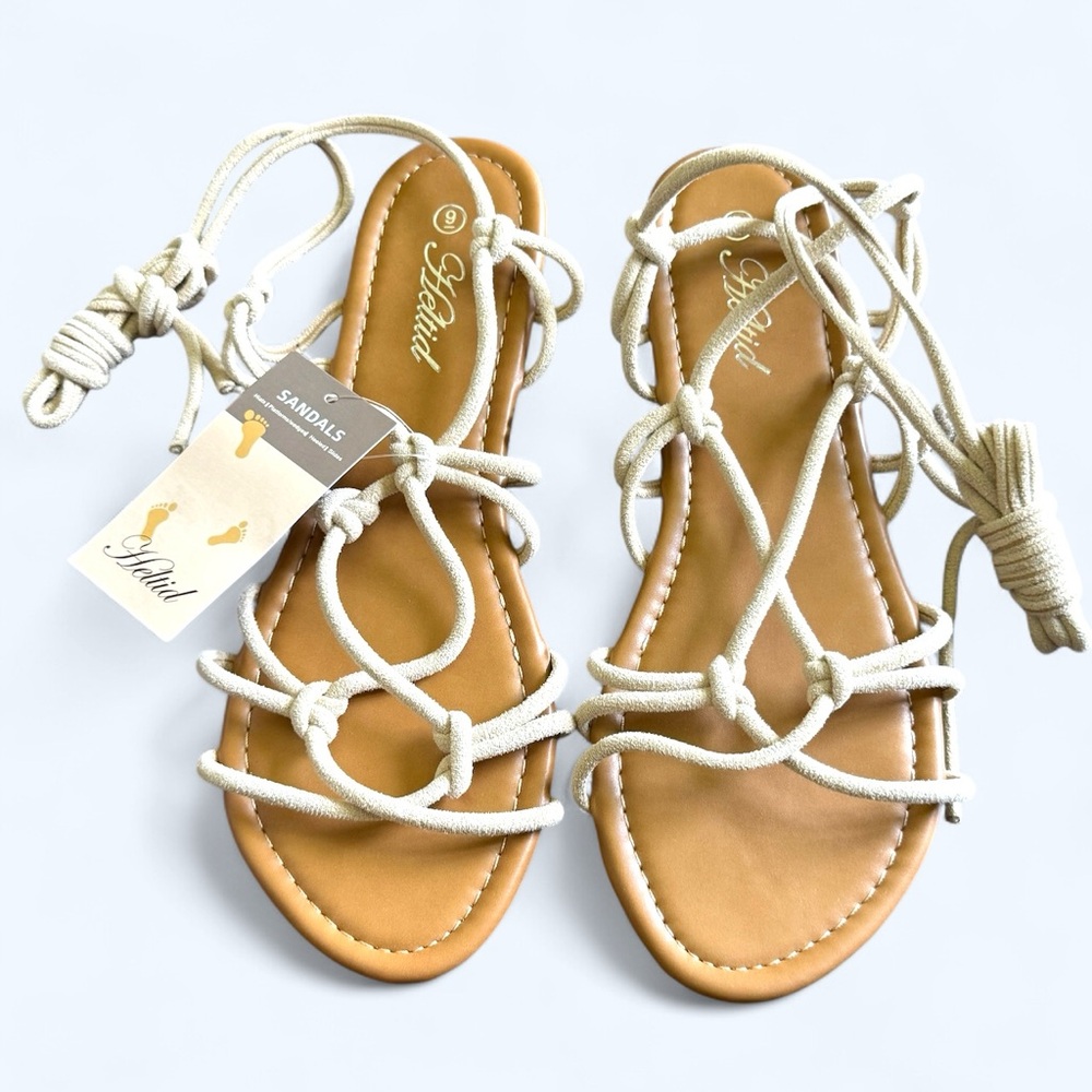 HELTID Cream Gladiator Sandals with Ankle Strap • Size 9 • NWT